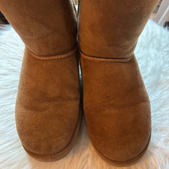 UGG Bailey Bow - Picture 2 of 6